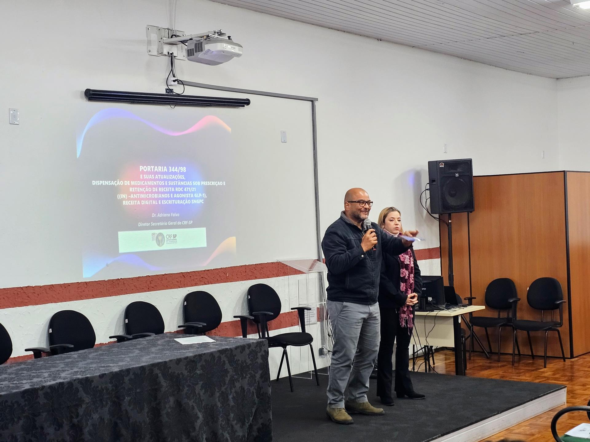 FOTO 3_CURSO PARA FARMACÊUTICOS_01-08-2025