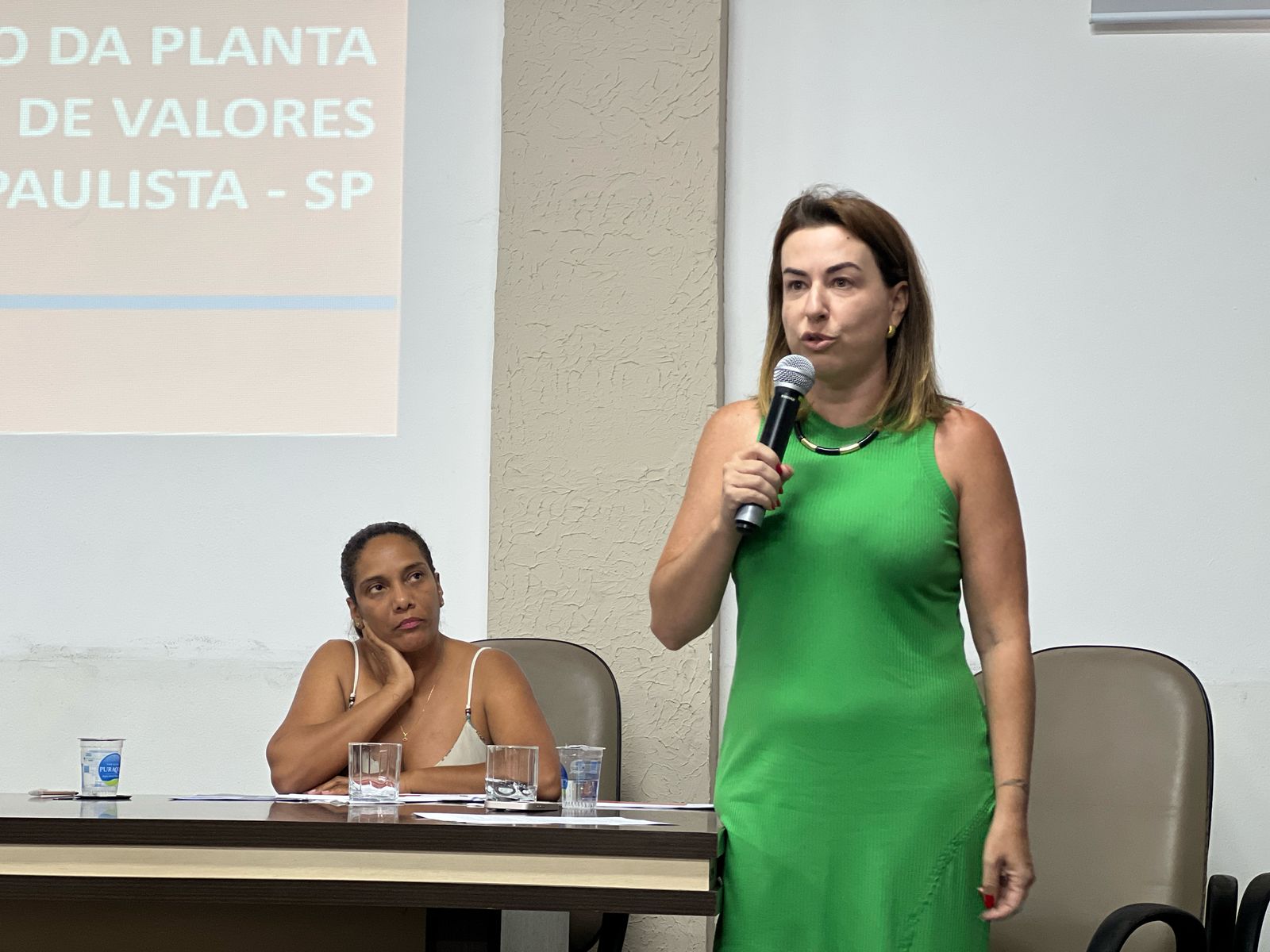 Reuni&atilde;o sobre o IPTU 03