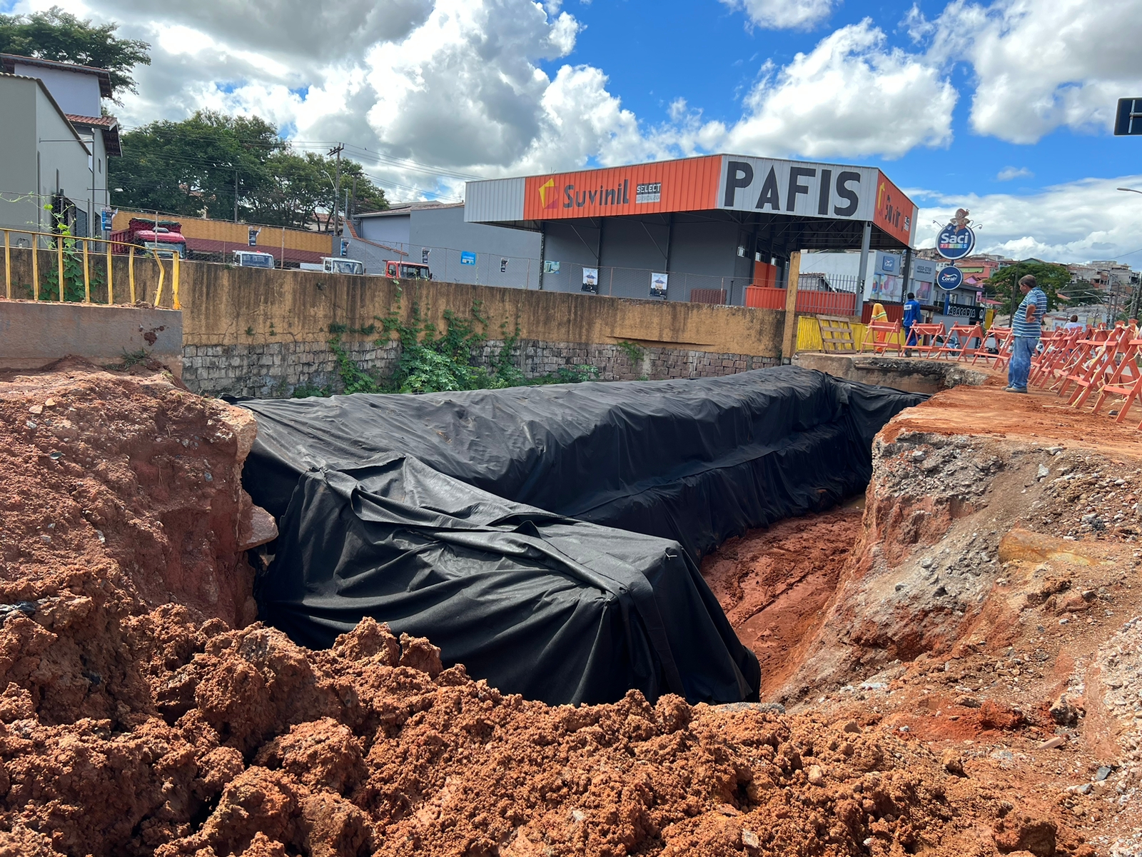 19.01.2023 Obra emergencial da Avenida dos Imigrantes avan&ccedil;a e servi&ccedil;os est&atilde;o previstos para a (5)