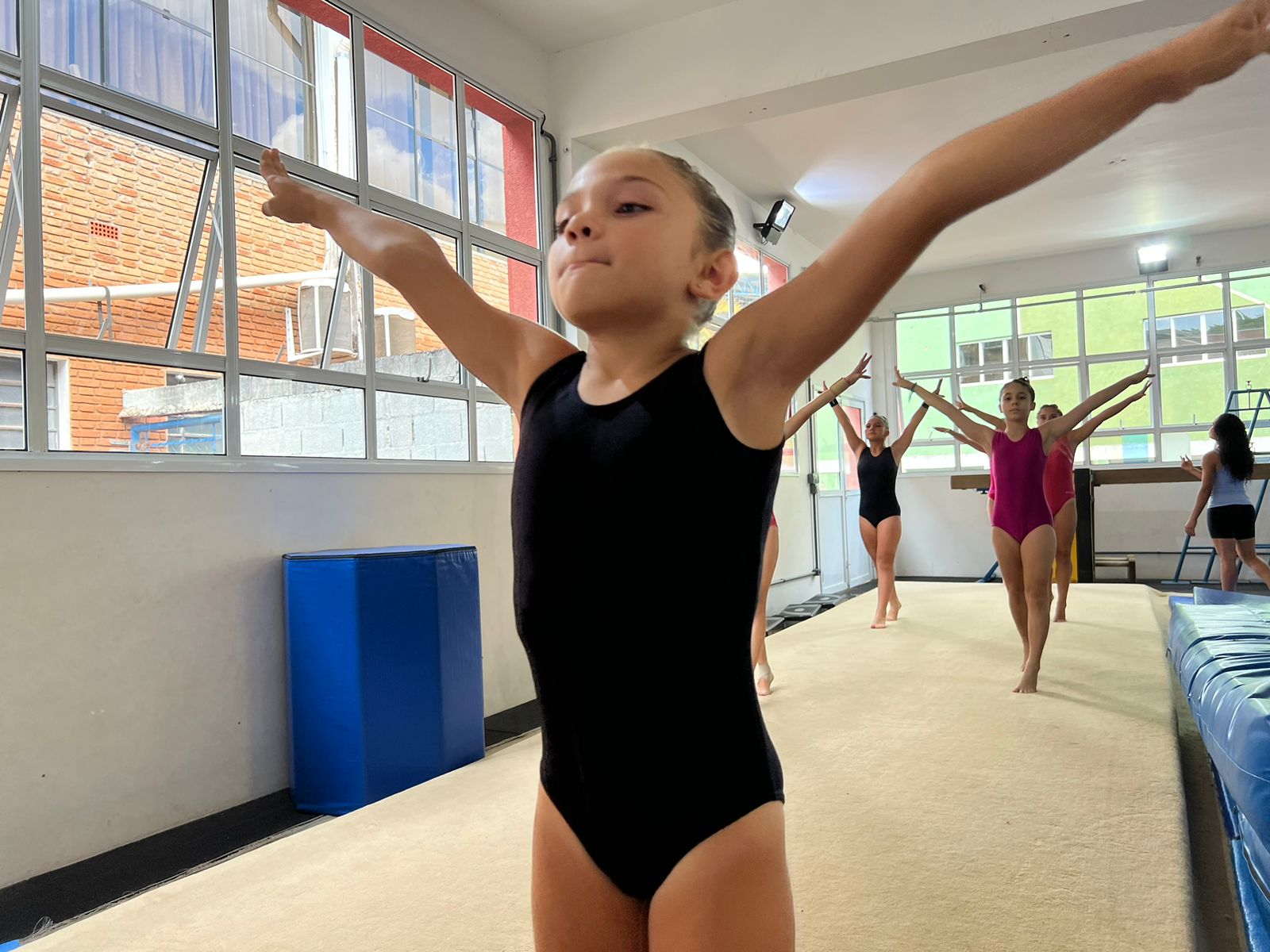 07.03.2023 Prefeitura oferece aulas gratuitas de Gin&aacute;stica Art&iacute;stica (3)