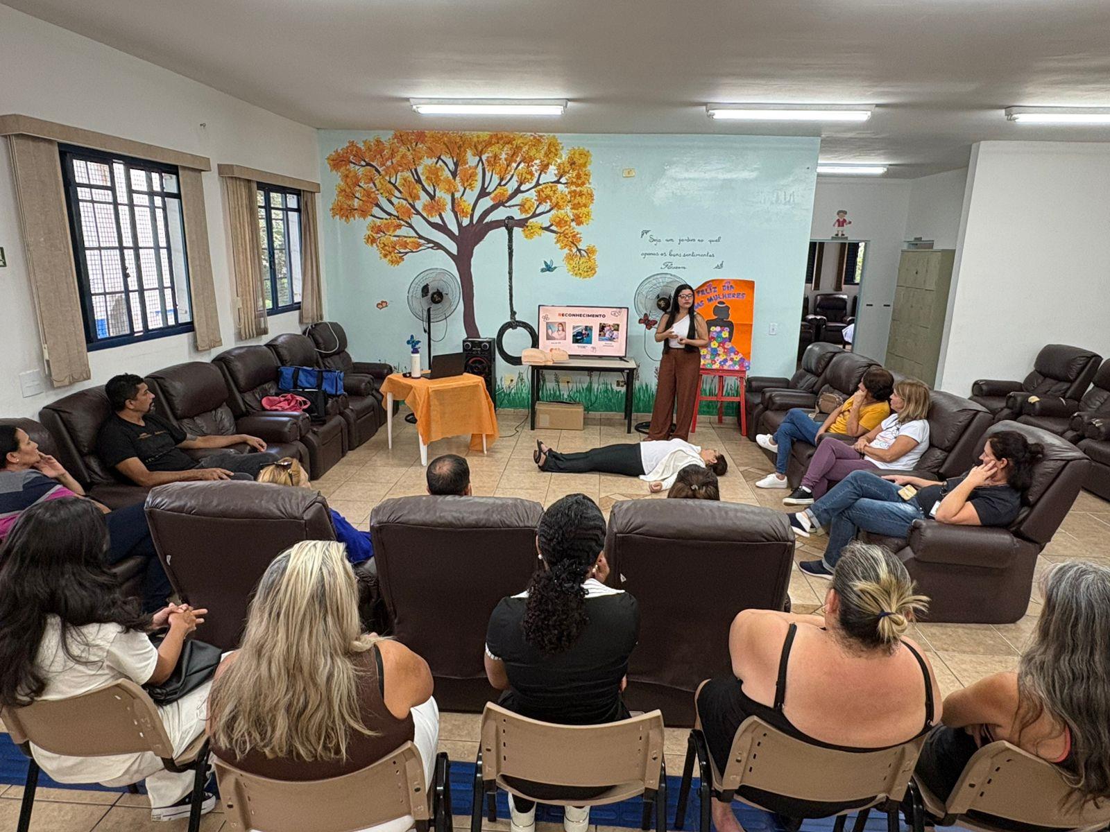 - Colaboradores da SEMADS participam de capacita&ccedil;&atilde;o em primeiros socorros (8)