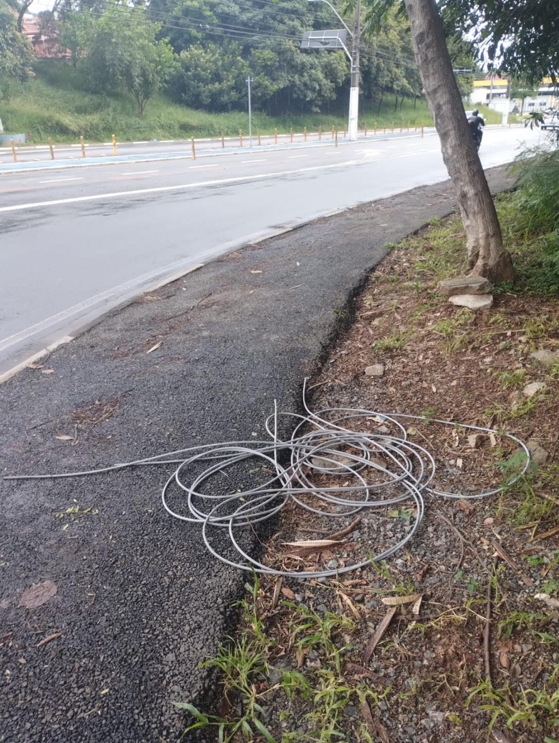 R&aacute;pida a&ccedil;&atilde;o da GCM resulta em pris&atilde;o por furto de cabos de sem&aacute;foro Foto 03