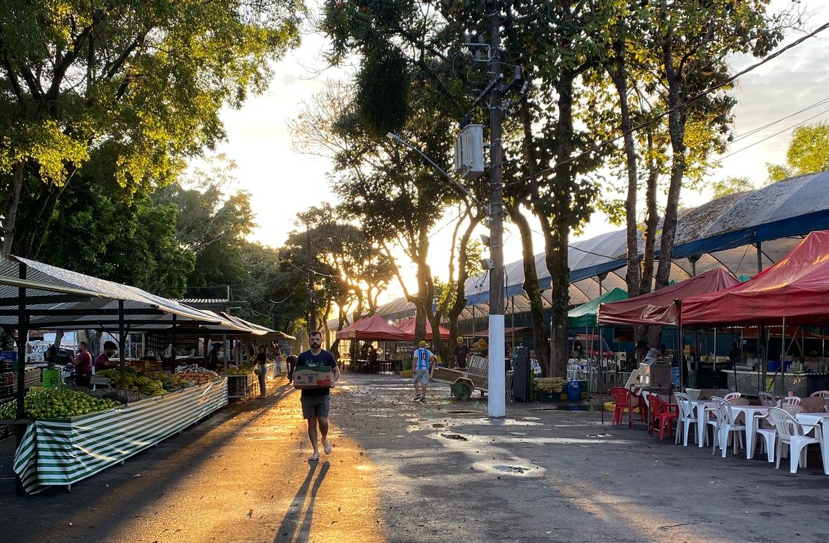 Prefeitura de Bragan&ccedil;a Paulista promove reestrutura&ccedil;&atilde;o da Feira Livre do Posto de Monta (4)