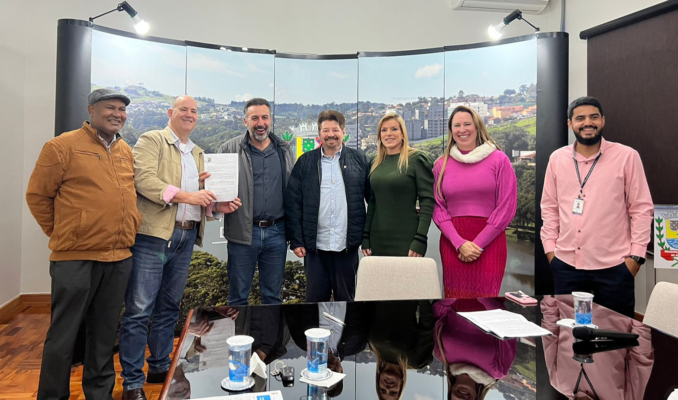 Assinatura do Alvará Bragança F3 03