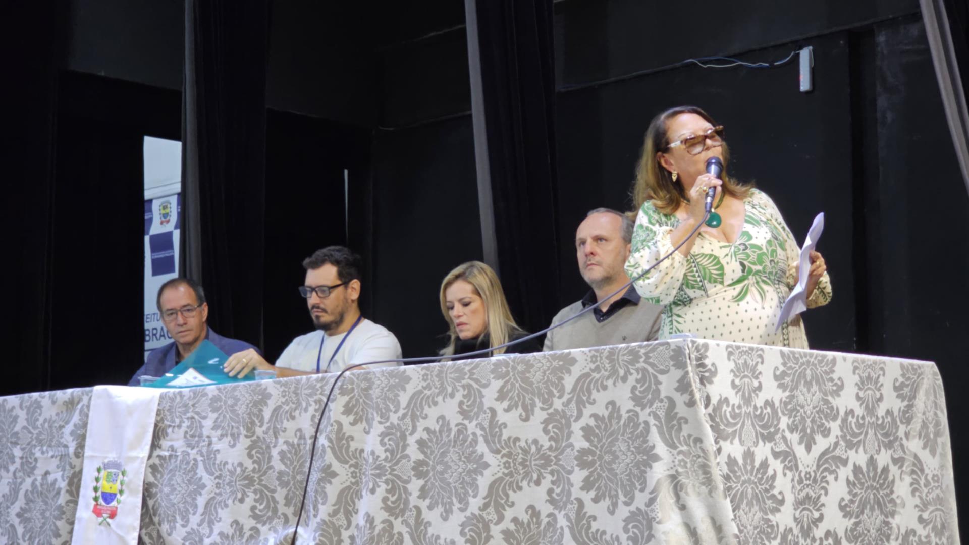 Confer&ecirc;ncia do Idoso 02