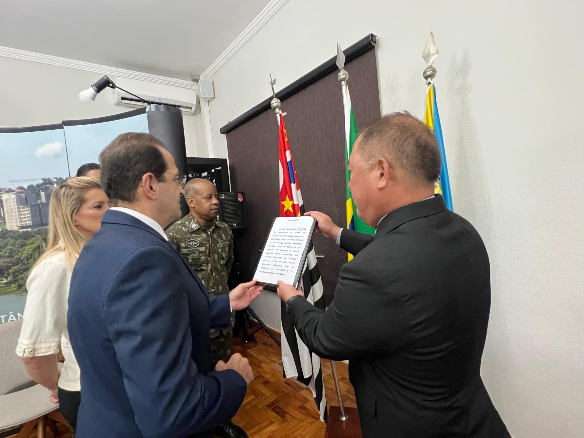 Prefeito Edmir Chedid assume a presidência da Junta de Serviço Militar de Bragança Paulista (4)