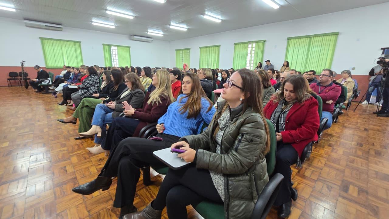 Posse da Comiss&atilde;o fortalece pol&iacute;ticas para a primeira inf&acirc;ncia 03