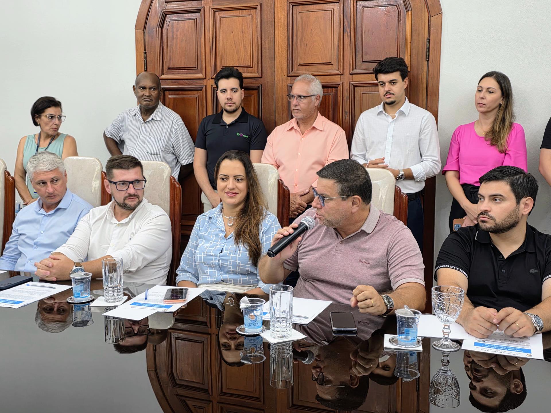 FOTO 3_ASSINATURA DE CONV&Ecirc;NIO COM A SANTA CASA DE MISERIC&Oacute;RDIA DE ITATIBA_19-02-2026