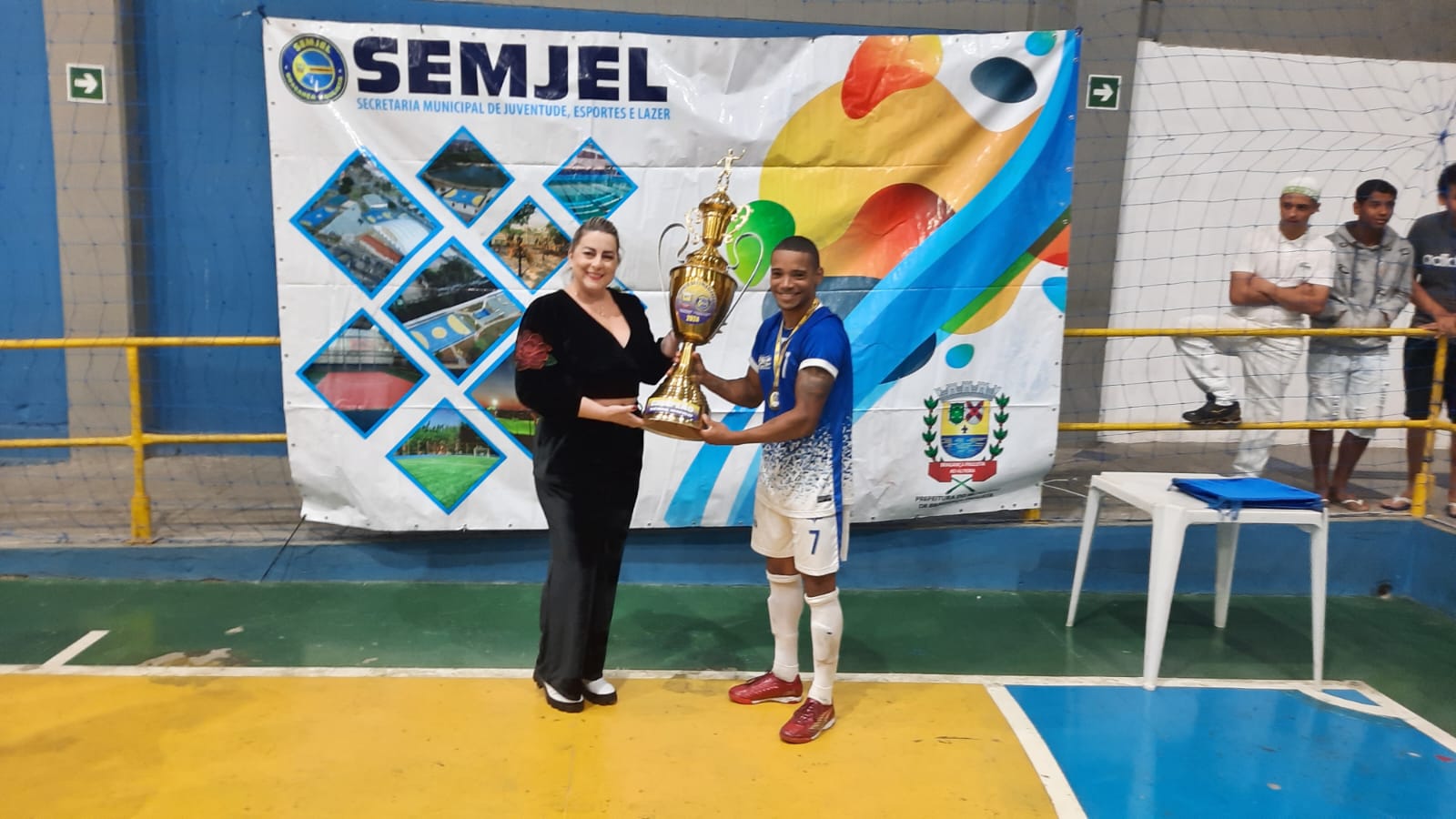 VS Lima e Centro de Alimentos conquistam o 38&ordm; Torneio dos Trabalhadores de Futsal 2024 (2)