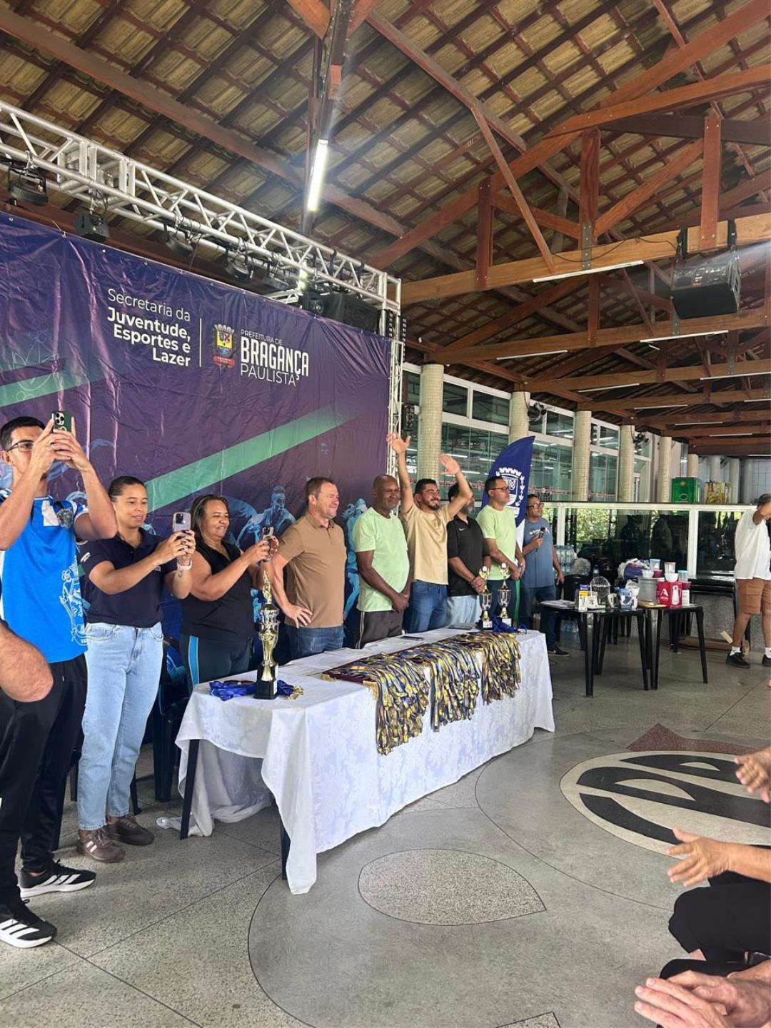 Bragan&ccedil;a Paulista conquista o 1&ordm; lugar em festival esportivo da terceira idade Foto 03