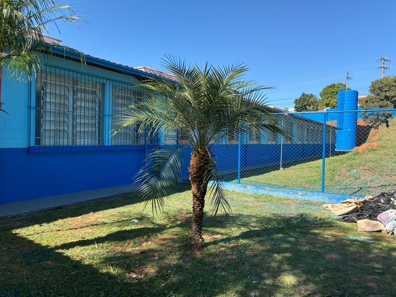 Escola Municipal Prof. Abner Ant&ocirc;nio Sperendio ganha novo visual ap&oacute;s revitaliza&ccedil;&atilde;o 03