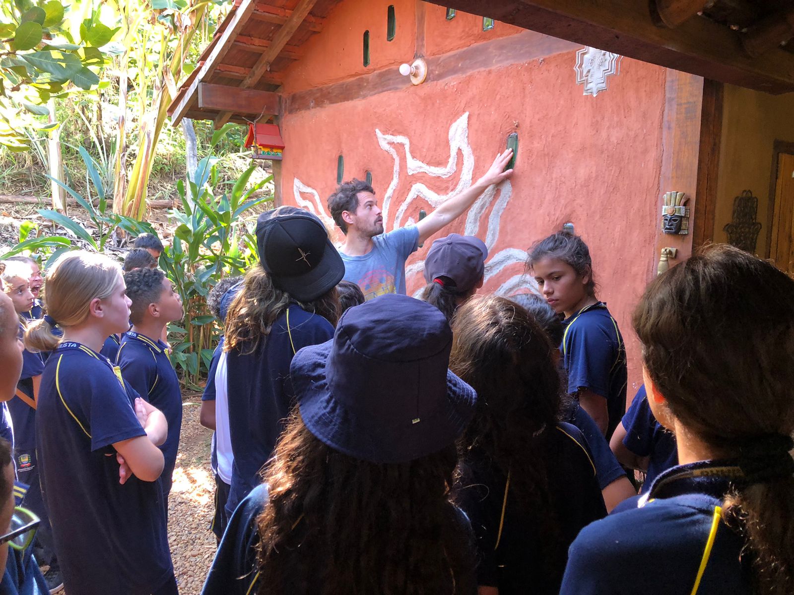 Visita alunos espa&ccedil;o sustent&aacute;vel - Junho Verde Azul