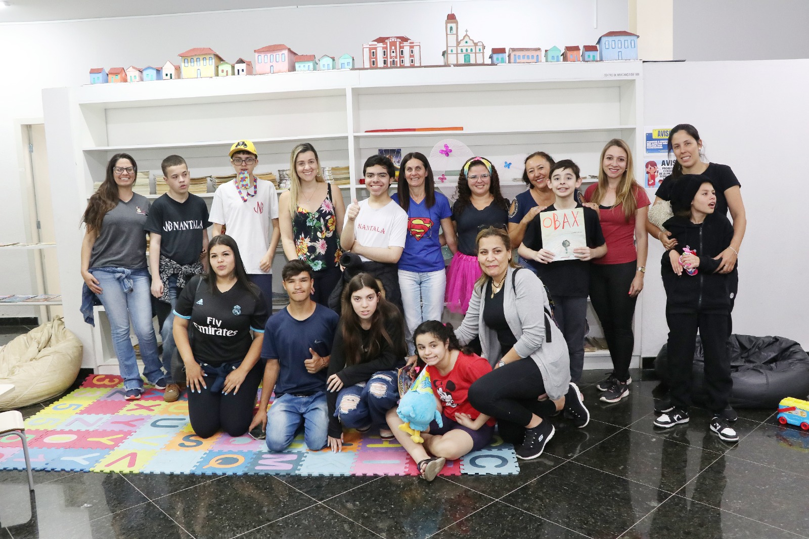 Alunos da E E Nantala Badue visitaram o Centro Cultural (4)