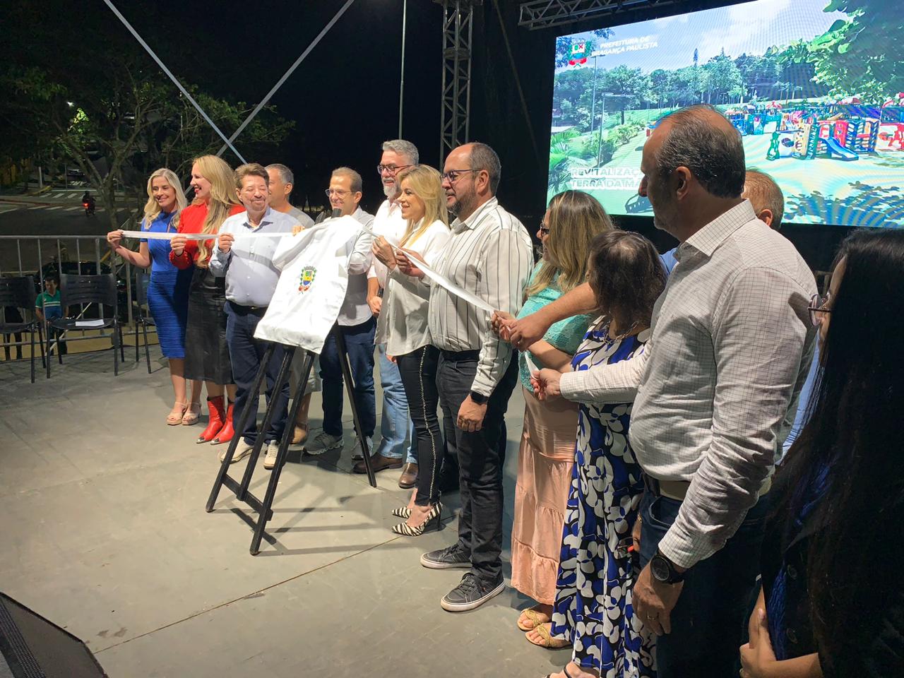 Inaugura&ccedil;&atilde;o Oswaldo Assis 10