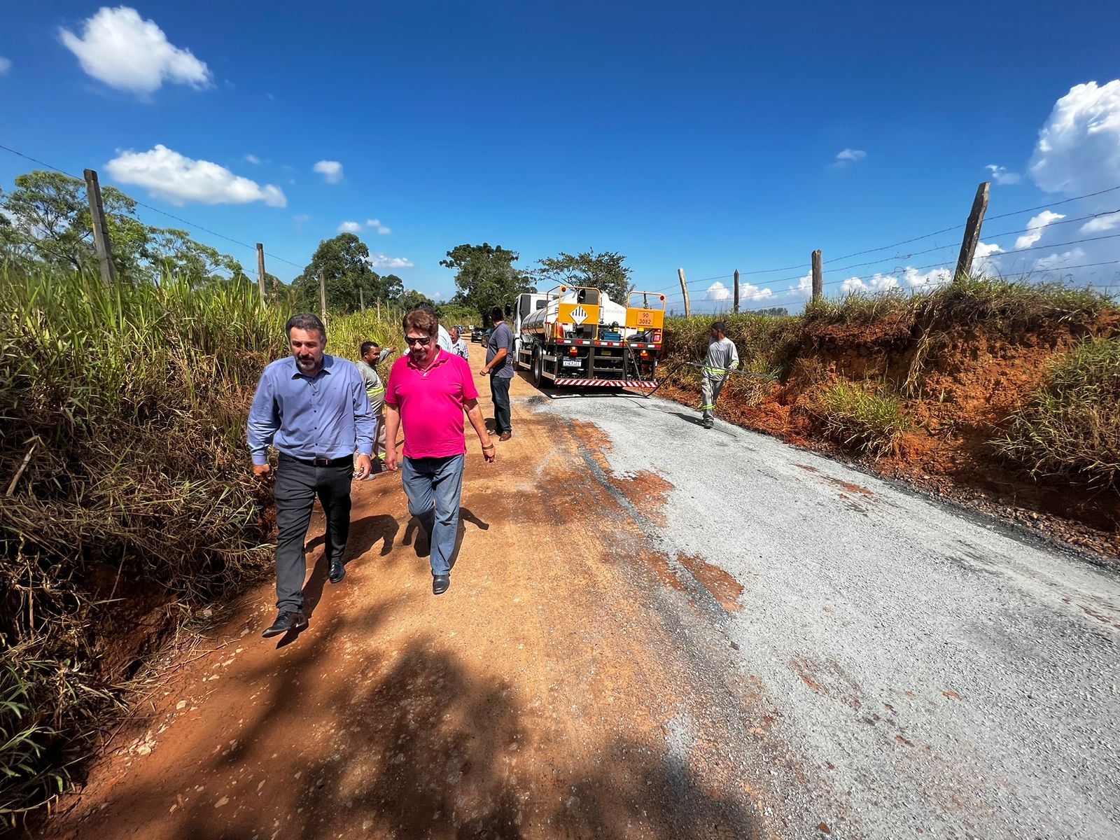 23.03.2023 Estrada Legal Oswaldo Buoso, no Boa Vista, começa a receber melhorias (4)