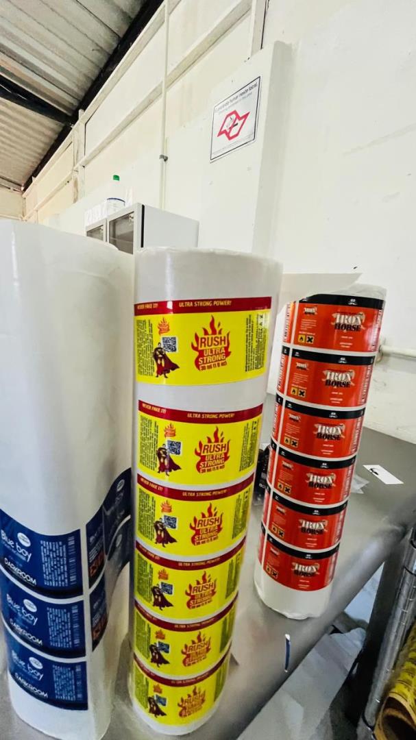 FOTO 4_ESTABELECIMENTO CLANDESTINO COM PRODUTOS PERIGOSOS_23-04-2026