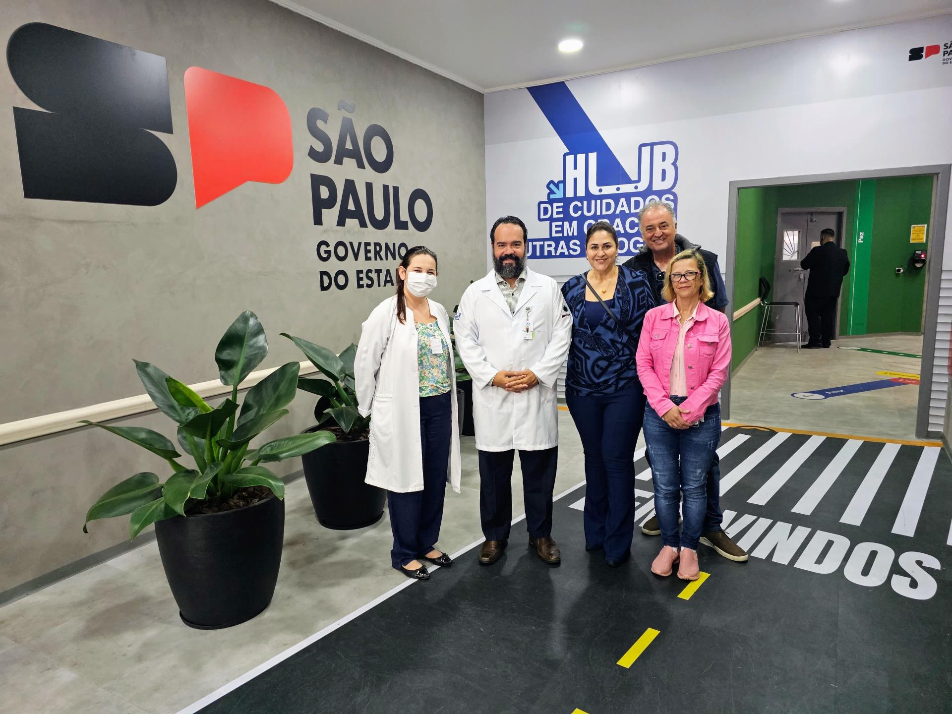 FOTO 4_VISITA AO HUB DE CUIDADOS COM CRACK E OUTRAS DROGAS_28-07-2023