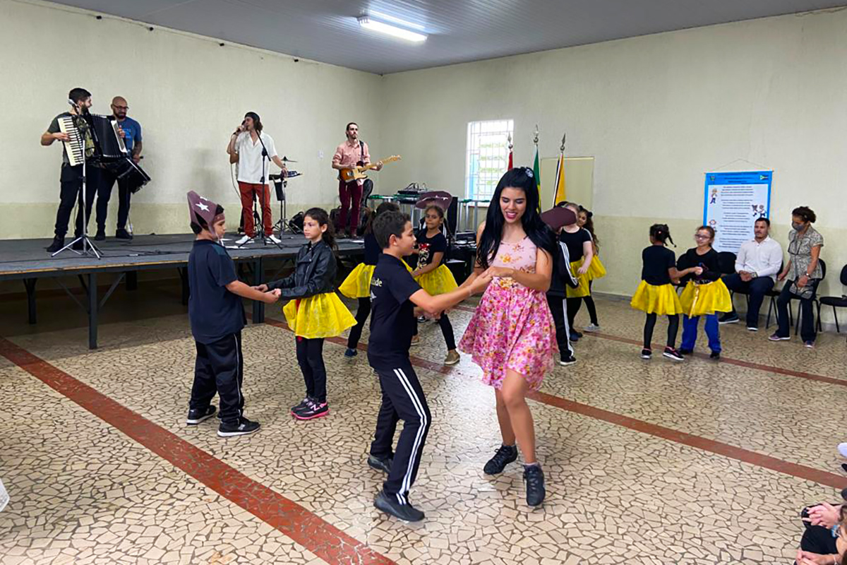 04.04.2022 Projeto O que nos uniu foi o amor pelo forr&oacute; (4)