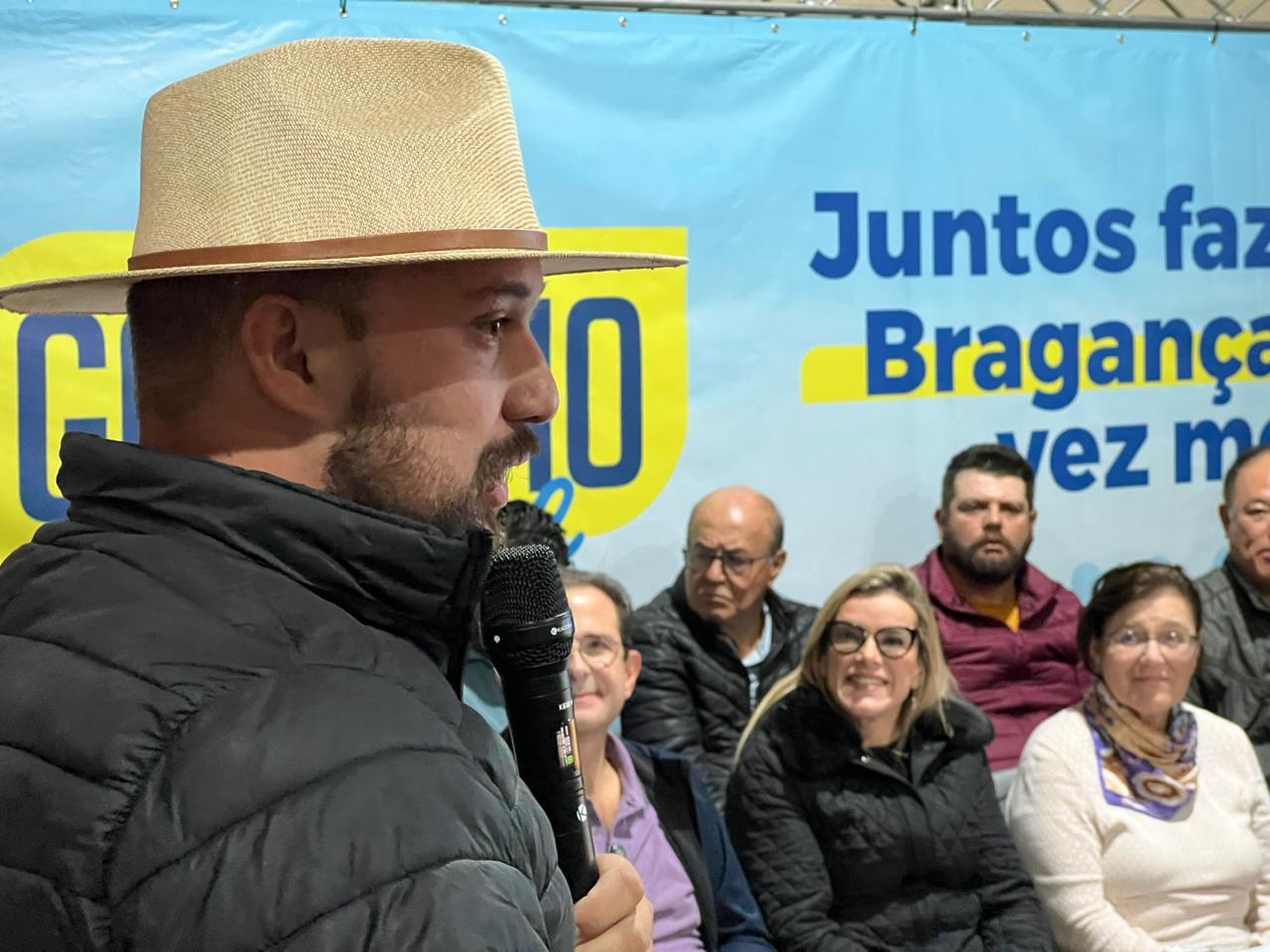 Governo Social chega às Chácaras Fernão Dias e ao Parque Caetê 04