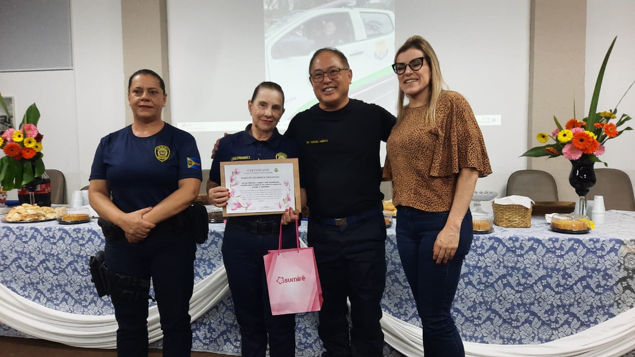 Homenagem &agrave; GCM Maria de Lurdes Fernandes