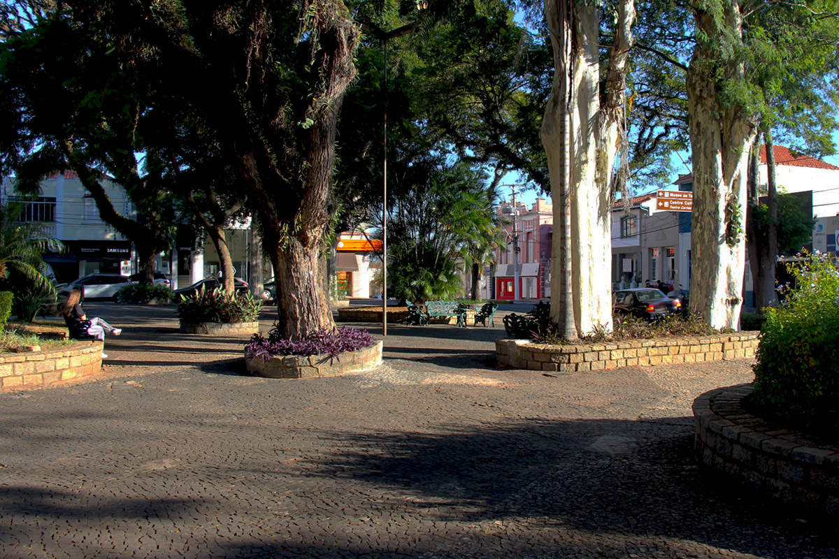 19.05.2021 Pra&ccedil;a Raul Leme e Jos&eacute; Bonifacio 5