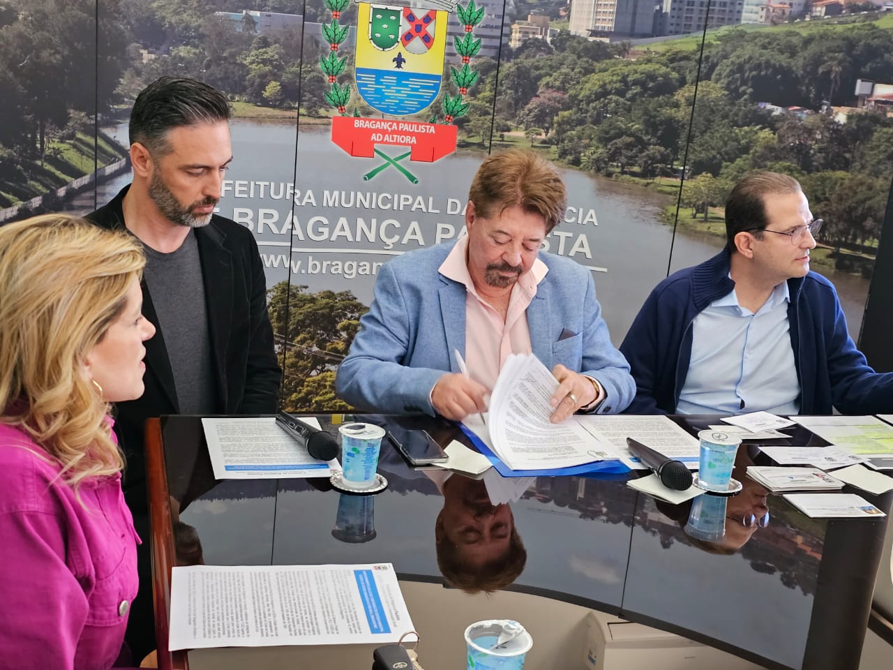 07.07.2023 Sancionamento da Lei de concess&atilde;o do Est&aacute;dio Municipal Cicero de Souza Marques (4)