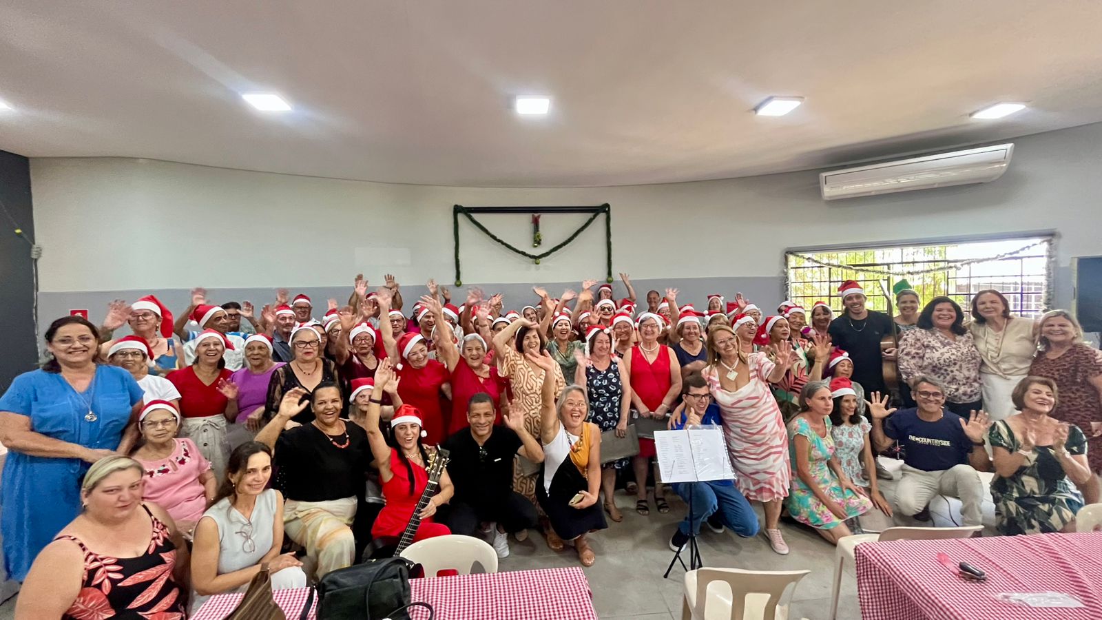 Semads realiza almo&ccedil;o de confraterniza&ccedil;&atilde;o para idosos cadastrados no CCI (5)