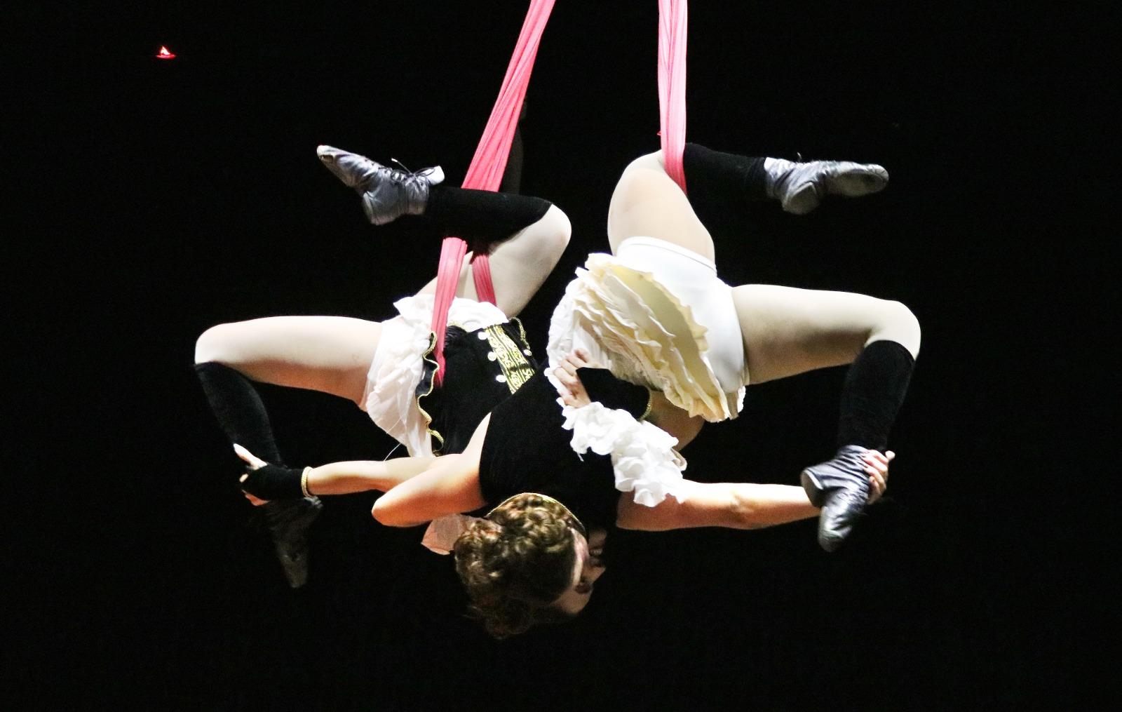 Magia circense lota o Teatro Carlos Gomes em celebra&ccedil;&atilde;o ao M&ecirc;s do Circo (5)