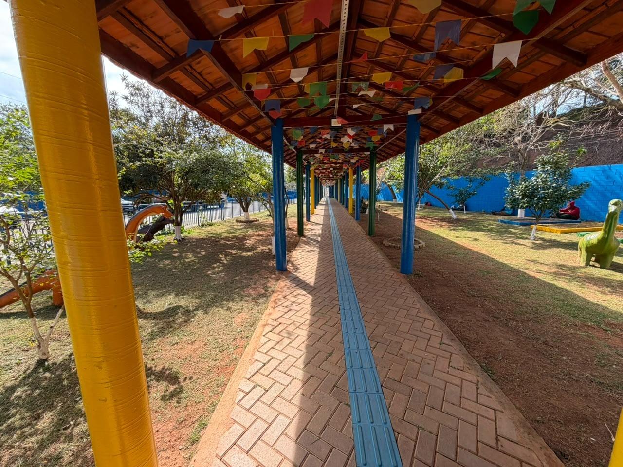 A&ccedil;&otilde;es integradas s&atilde;o realizadas ap&oacute;s identifica&ccedil;&atilde;o de foco externo de roedores em casa vizinha &agrave; Escola Fernando da Silva Leme (4)