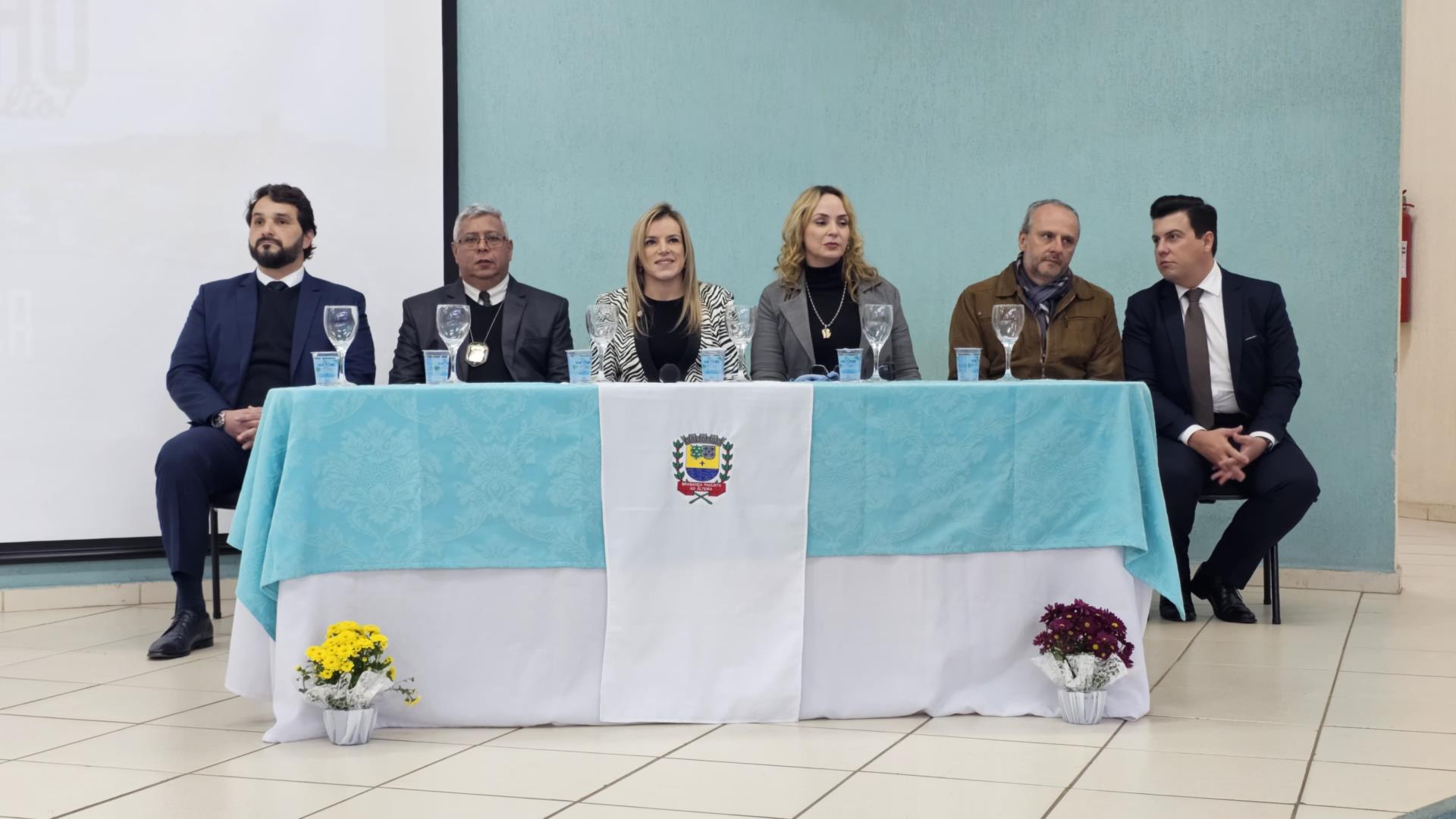 Inaugura&ccedil;&atilde;o Central do Egresso 04