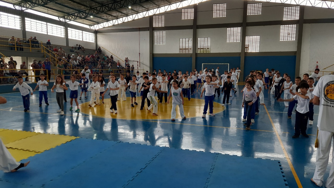 05.12.2022 Cerca de 500 alunos participam de formatura do projeto &ldquo;Capoeira nas Escolas&rdquo; (4)