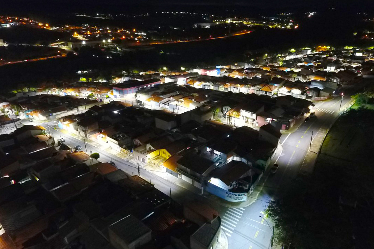 Mais de 170 l&acirc;mpadas em LED foram instaladas em ruas do Jardim Fraternidade (5)