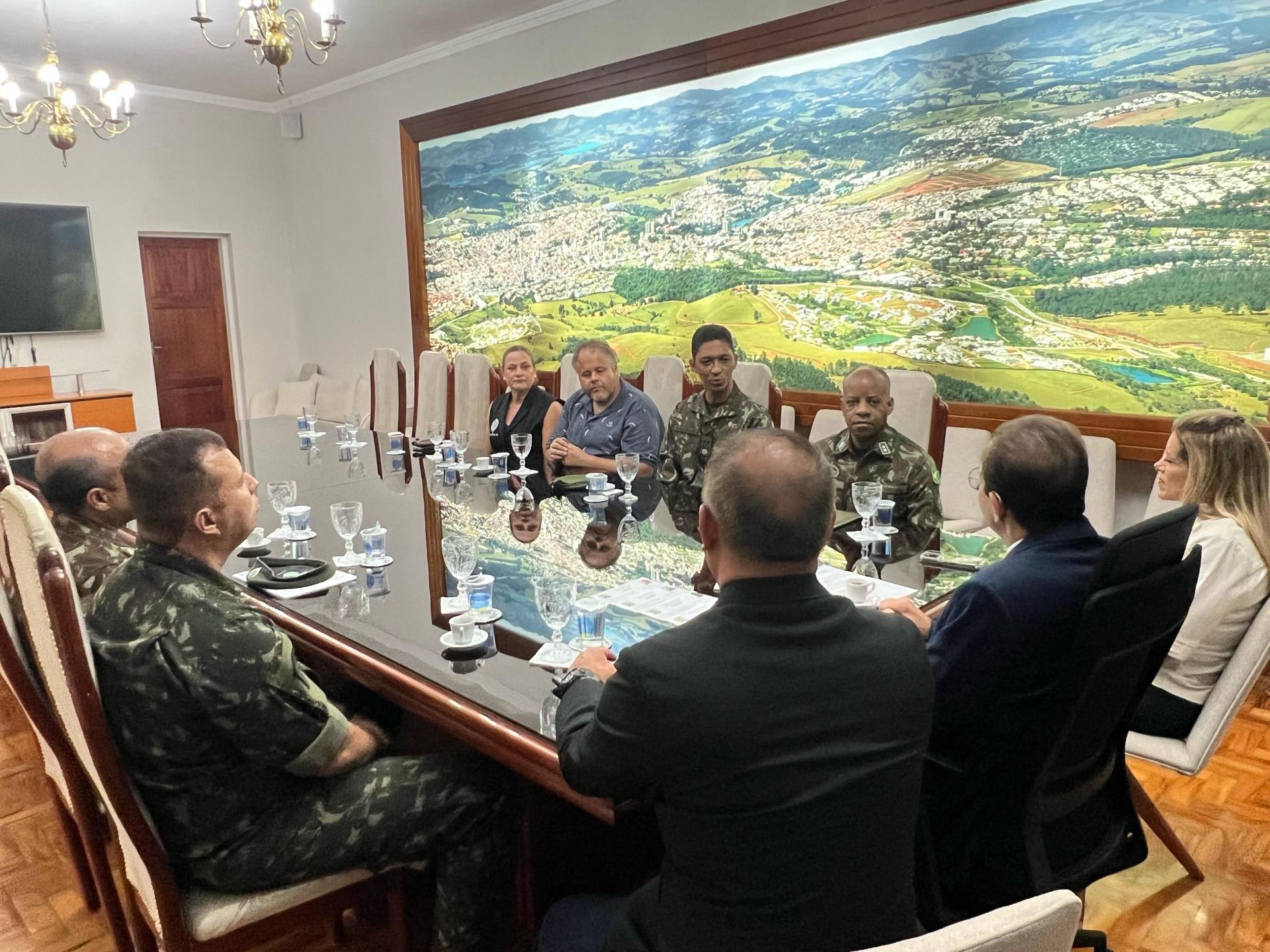 Prefeito Edmir Chedid assume a presidência da Junta de Serviço Militar de Bragança Paulista (6)