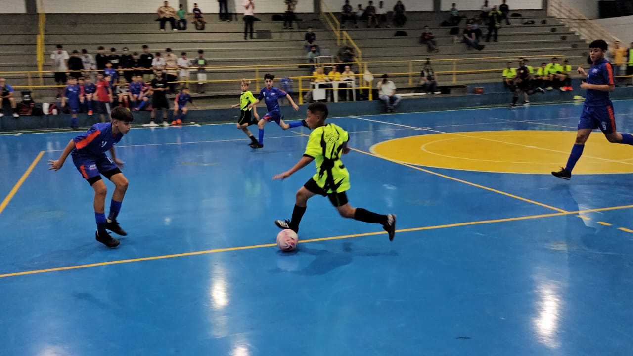 Equipe de Futsal Masculino Sub-15 vence amistoso preparatório para o  Campeonato Regional - Prefeitura de Bragança Paulista