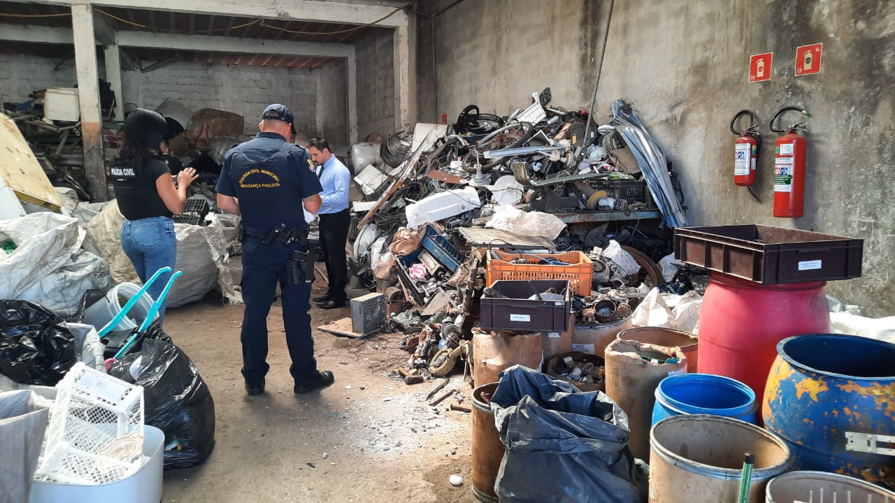 Opera&ccedil;&atilde;o Sucata 05