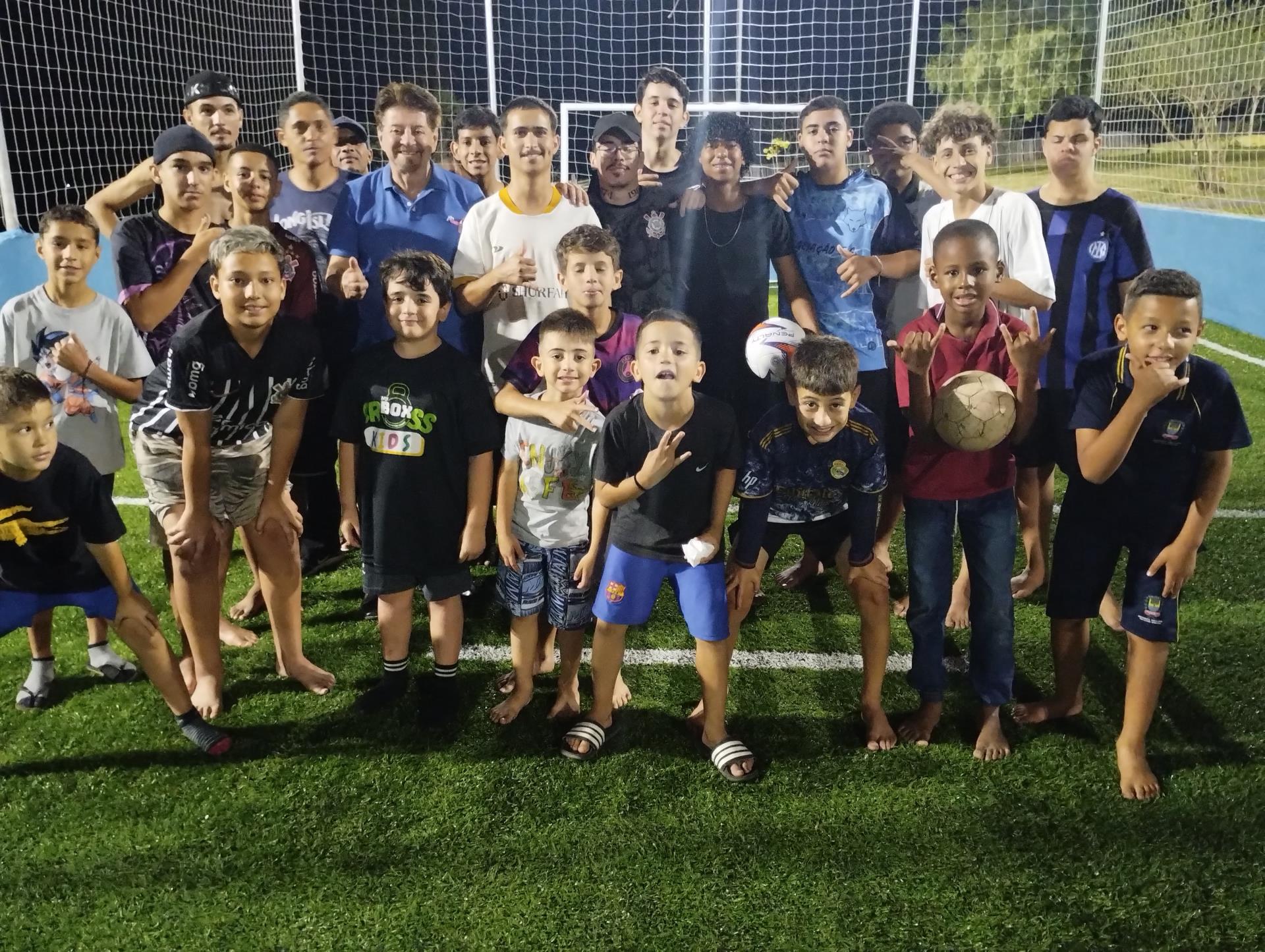 Prefeitura de Bragan&ccedil;a Paulista entrega nova quadra society no bairro Vem Viver (6)