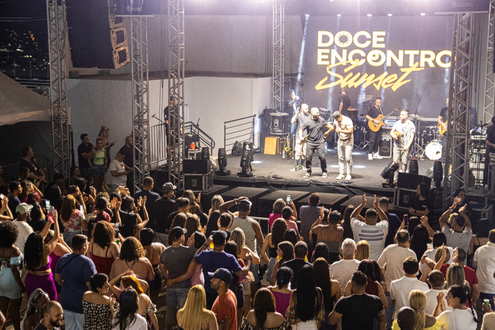 Bragança Verão Fest 2025 encerra com shows inesquecíveis de Doce Encontro e Michael Matt (5)