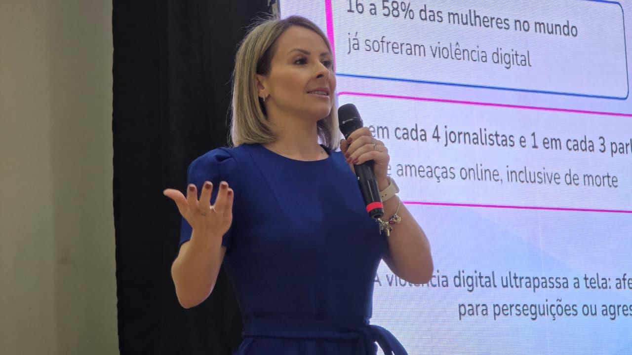 Jaqueline Maciel Lustosa – Advogada e Auditora de Controle Interno da Prefeitura Municipal de Campinas