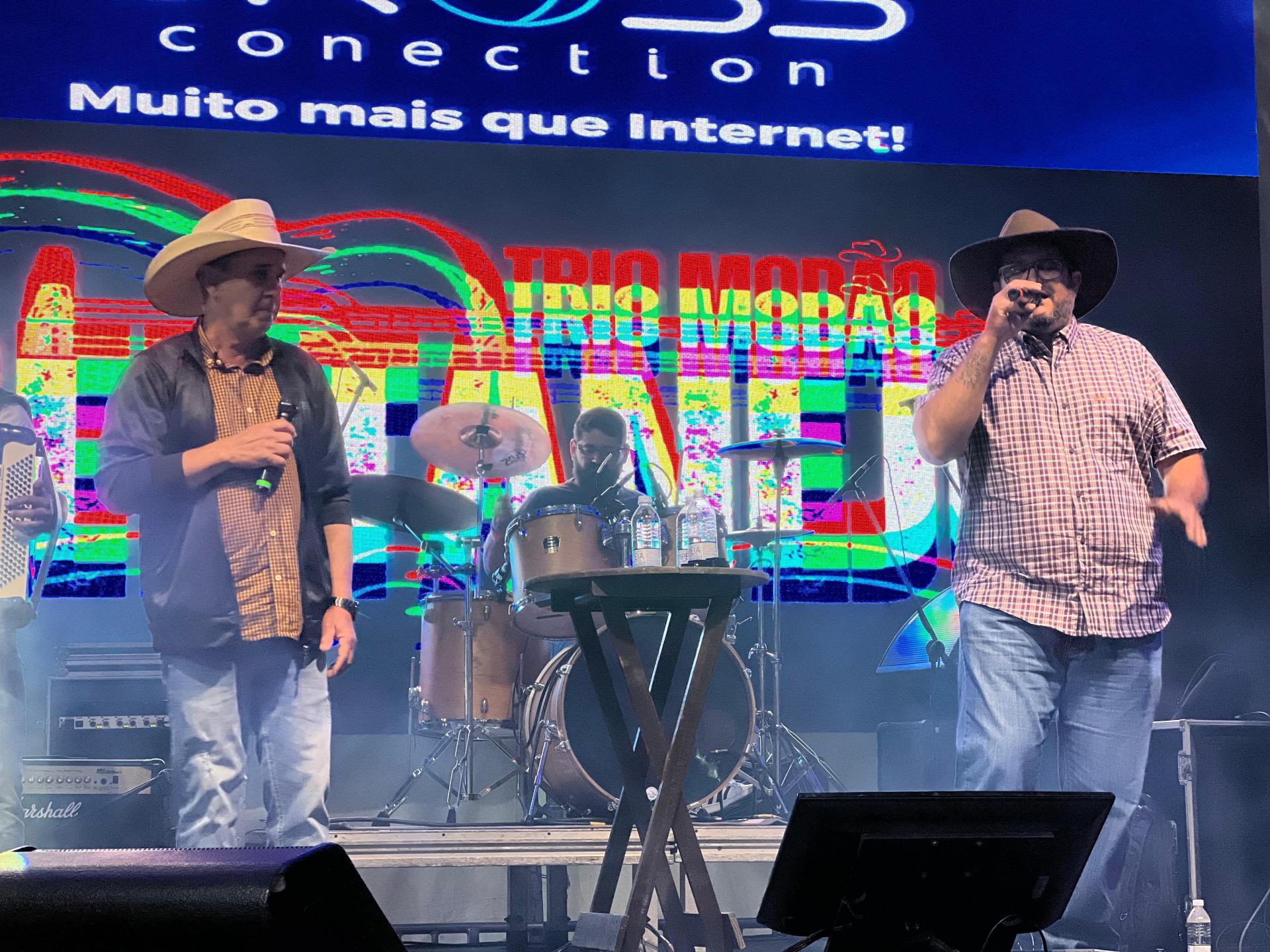 13&ordm; Festival da Lingui&ccedil;a encanta visitantes na primeira semana e c (8)