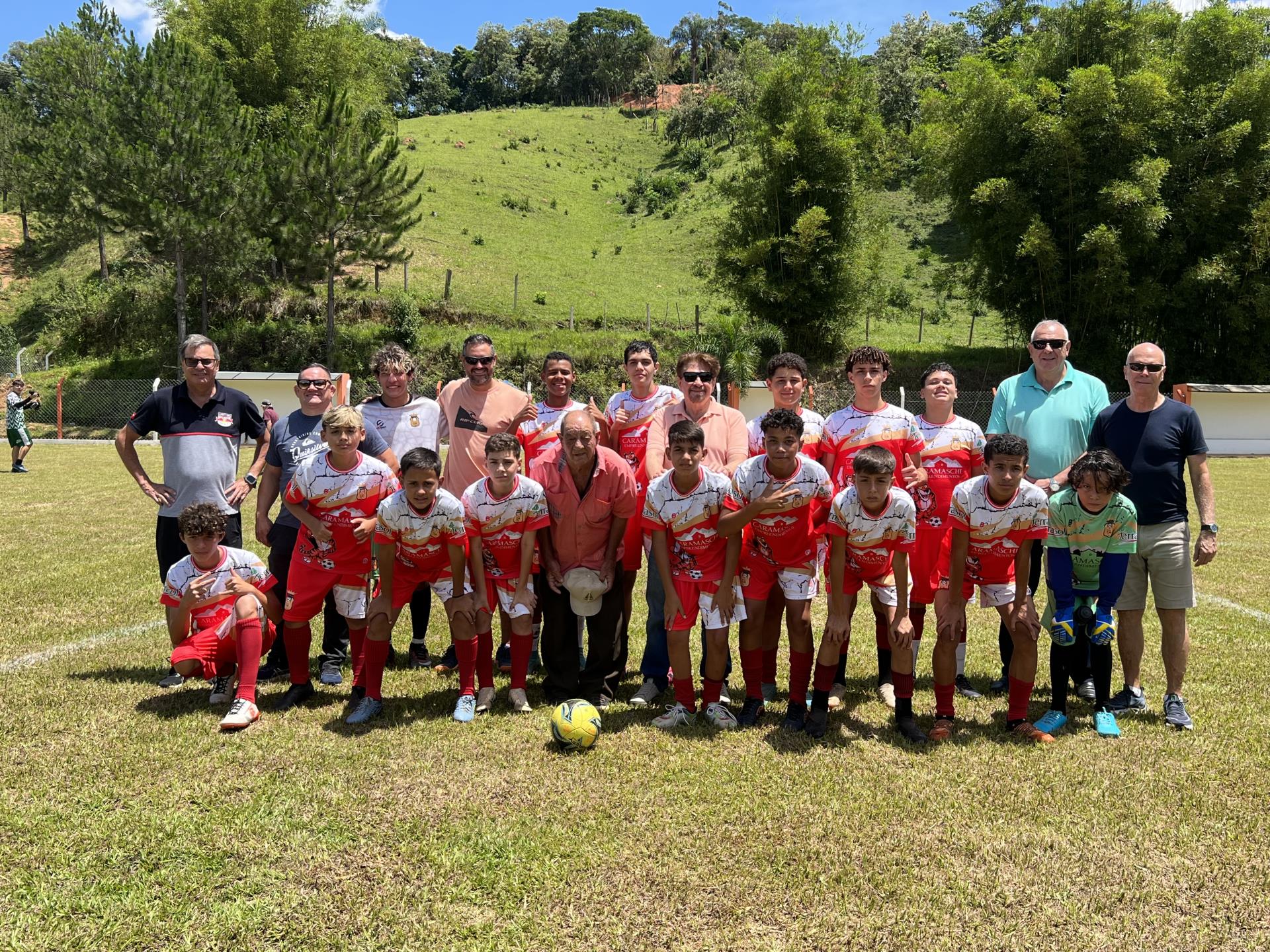 Prefeitura de Bragan&ccedil;a Paulista entrega reforma do Campo do Morro Grande Est&aacute;dio Rubens Baptista (6)