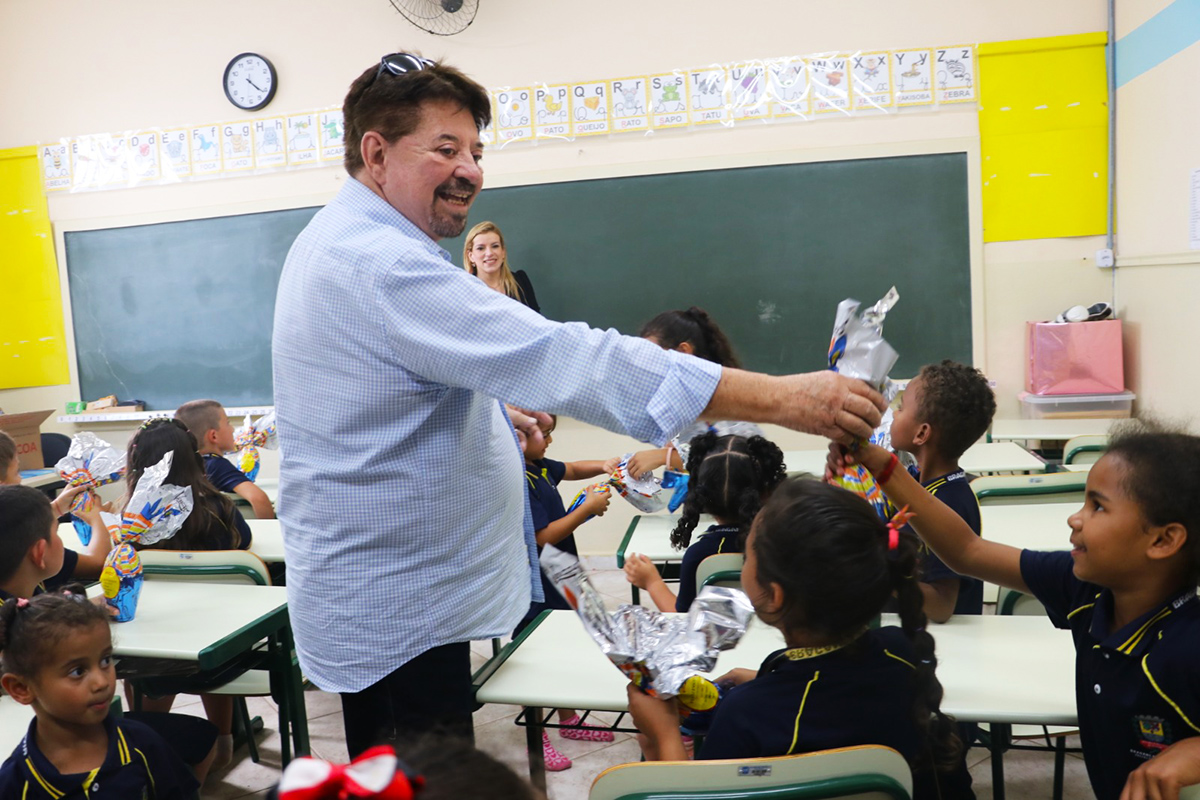 04.04.2023 Escola do Bairro Estiva do Agudo passa a se chamar Roseli Aparecida Russi Rossi (3)