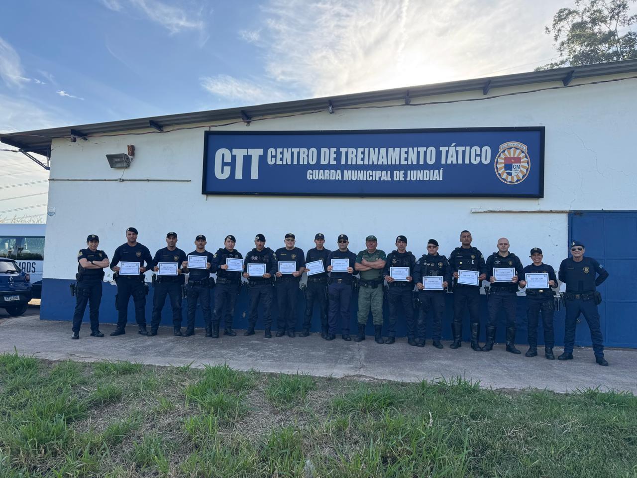 Guarda Civil Municipal realiza treinamento de requalificação no uso de armamentos Foto 05