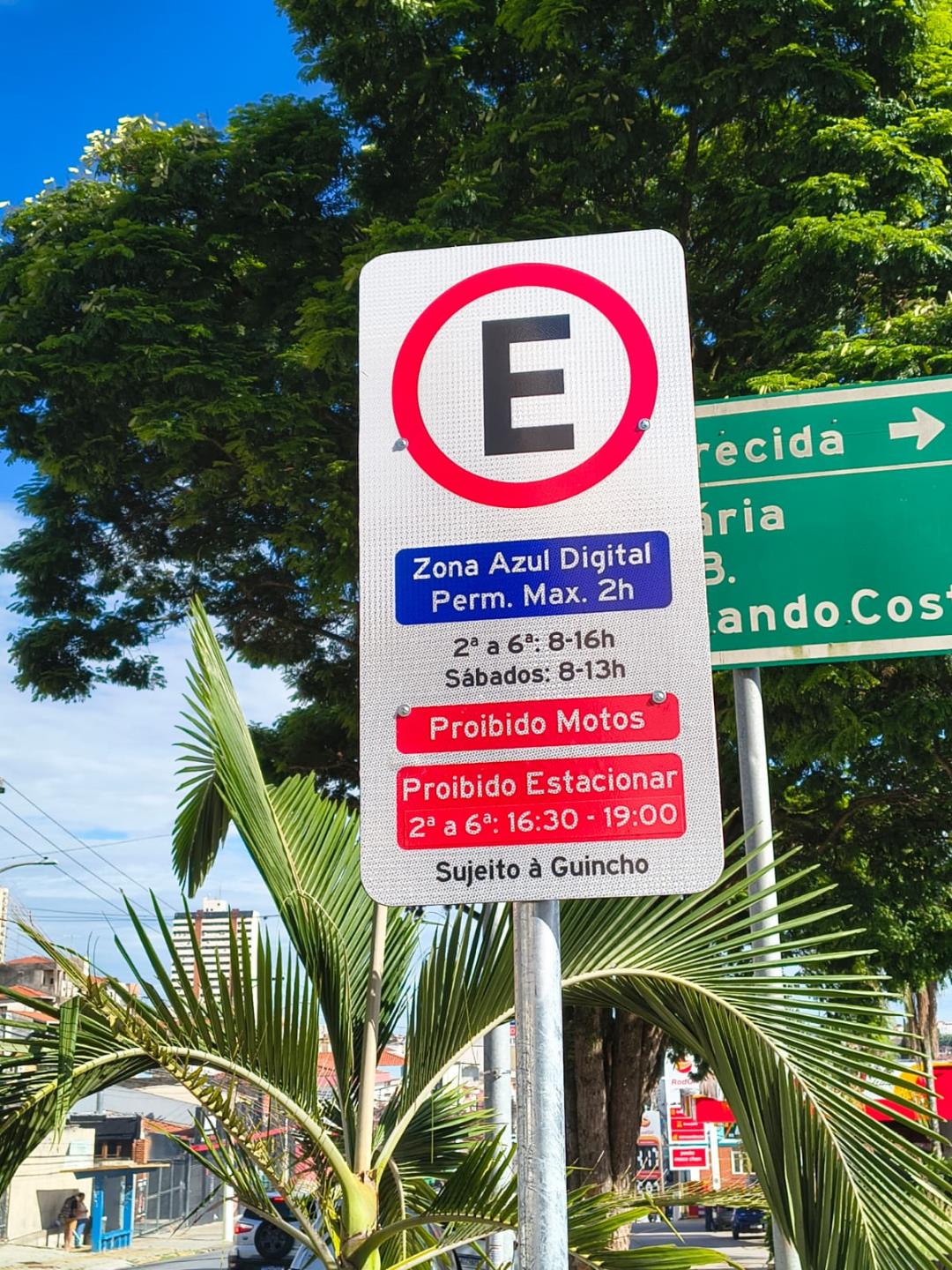 Evite multas na faixa revers&iacute;vel Foto 04