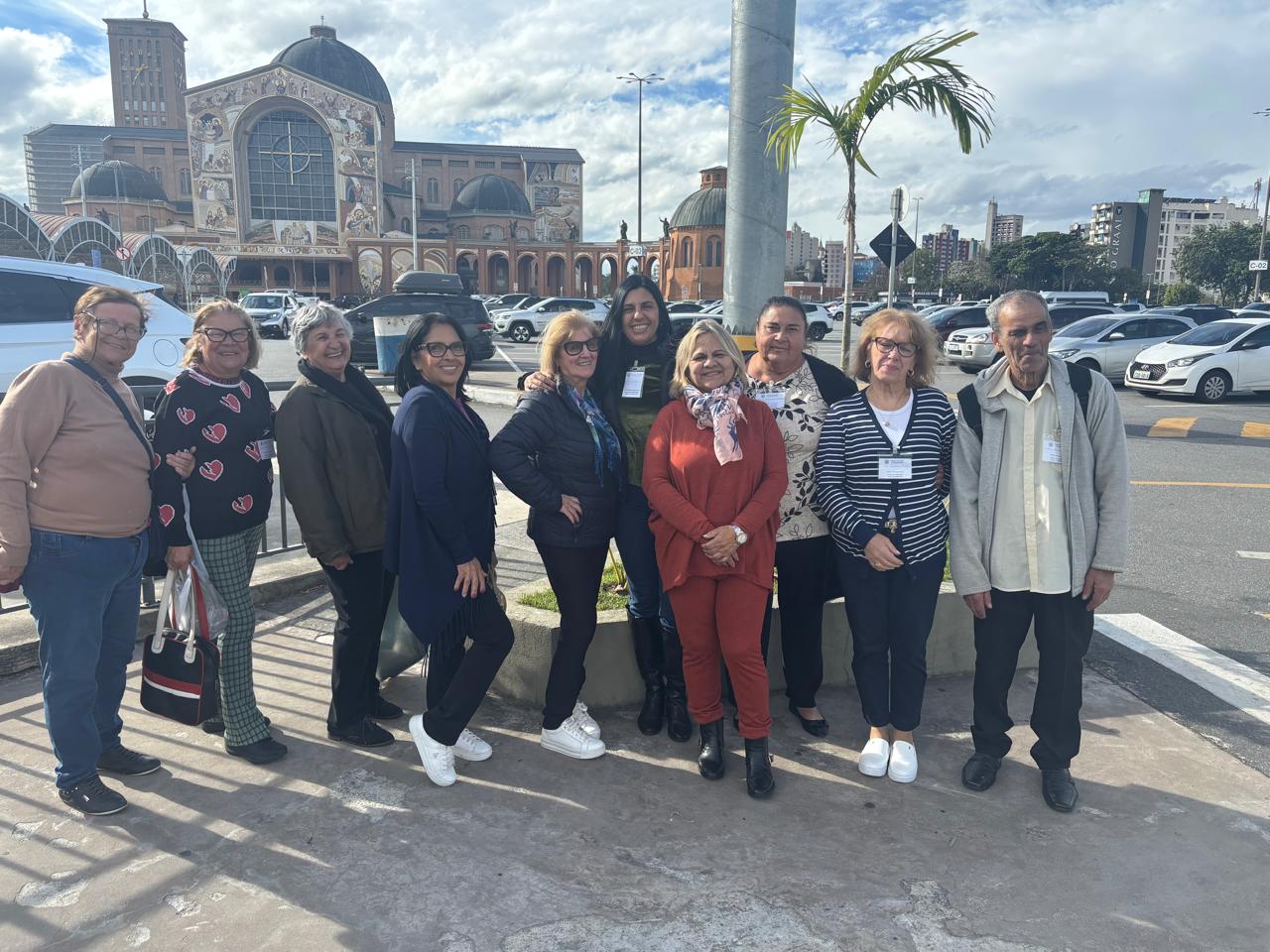 Prefeitura promove passeio ao Santu&aacute;rio Nacional de Nossa Senhora Aparecida com idos