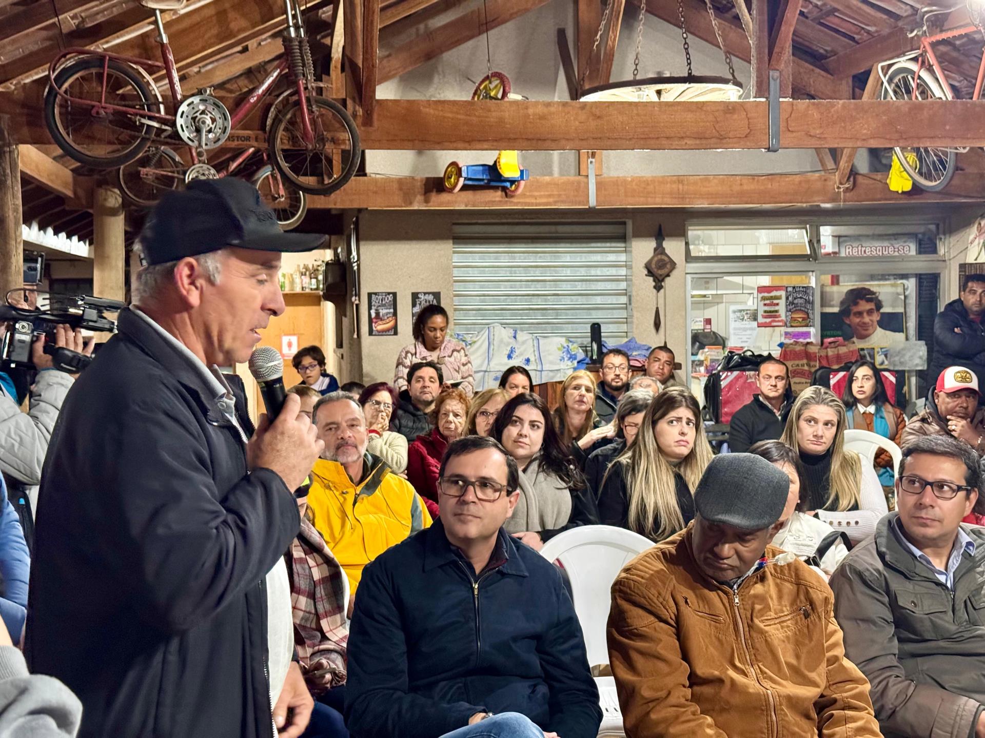 Reuni&atilde;o com moradores 06