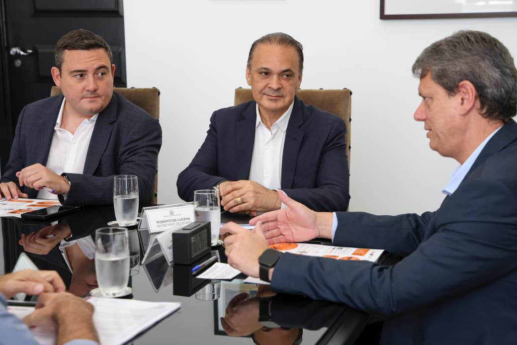 Reuni&atilde;o da APRECESP com o governador garante nova vit&oacute;ria para as Est&acirc;ncias Tur&iacute;sticas (6)