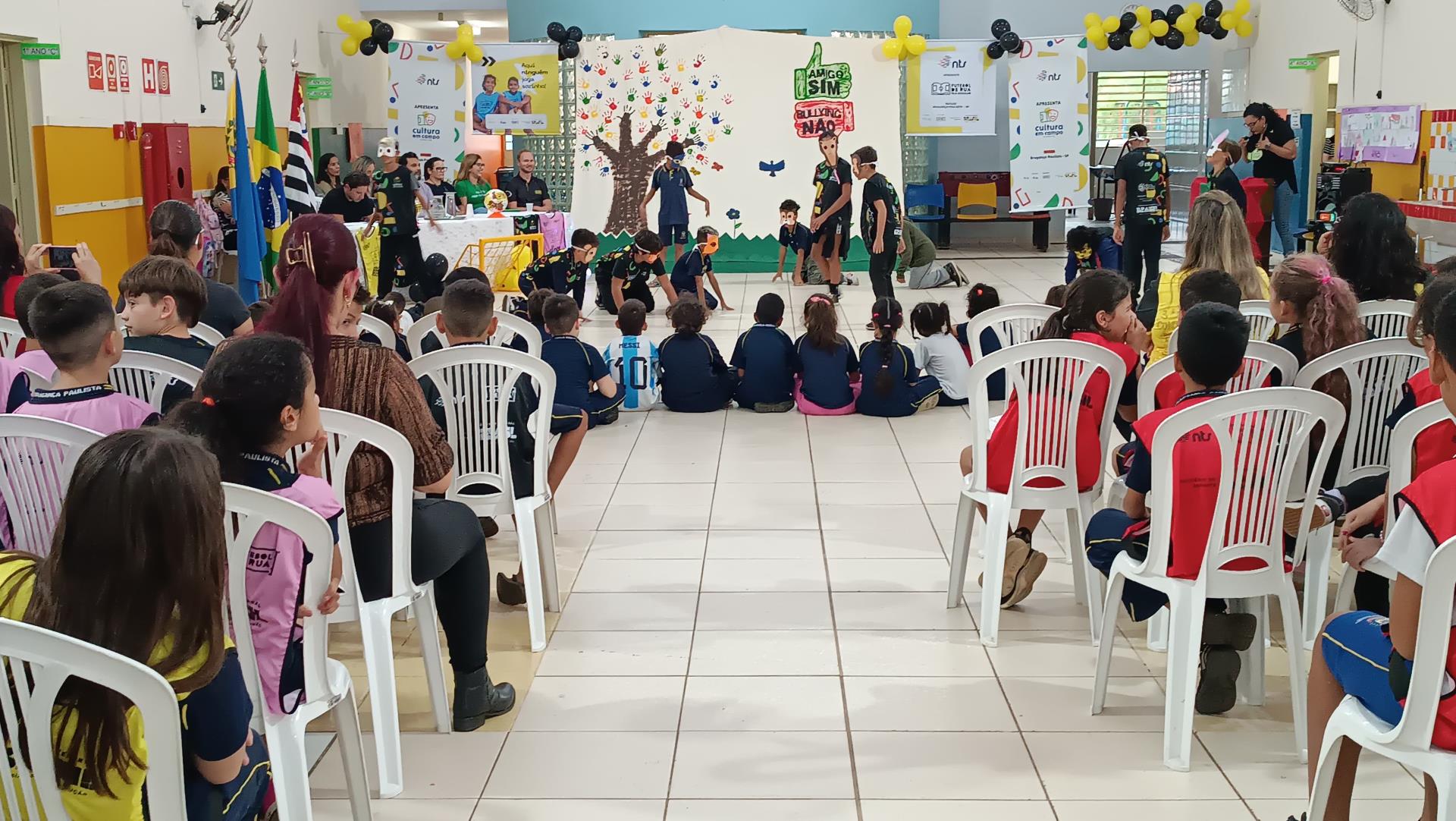 Lan&ccedil;amento projetos Futebol de Rua e Cultura em Campo 06