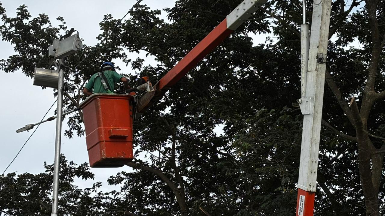 Cidade Linda Jardim Fraternidade recebe for&ccedil;a-tarefa de zeladoria Foto 06