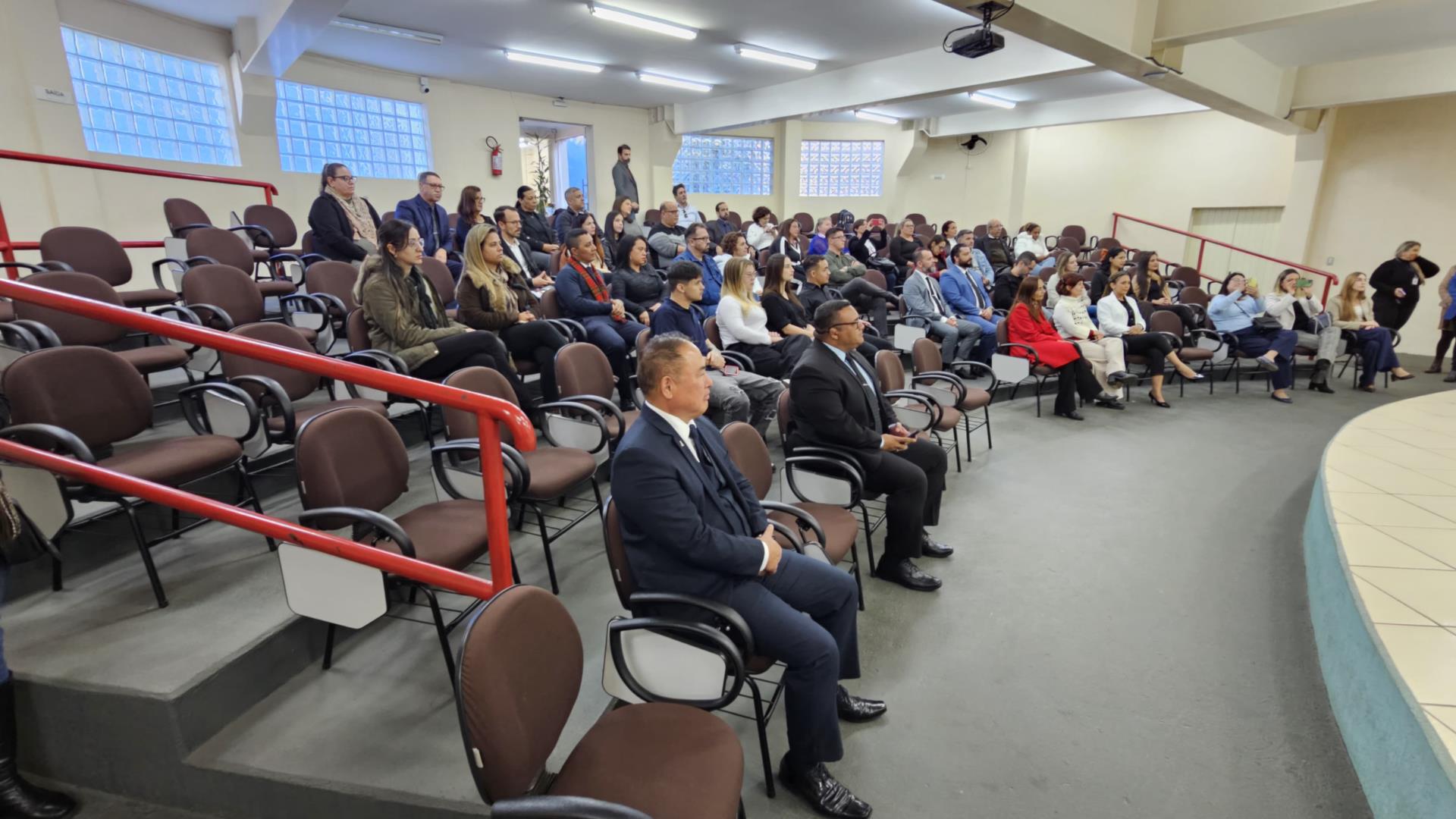 Inaugura&ccedil;&atilde;o Central do Egresso 06