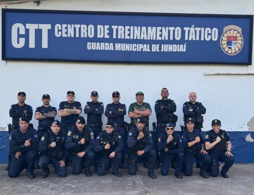 Guarda Civil Municipal realiza treinamento de requalificação no uso de armamentos Foto 06